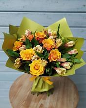 Букет цветов из:  Альстромерии и Розы в Малой Дубне