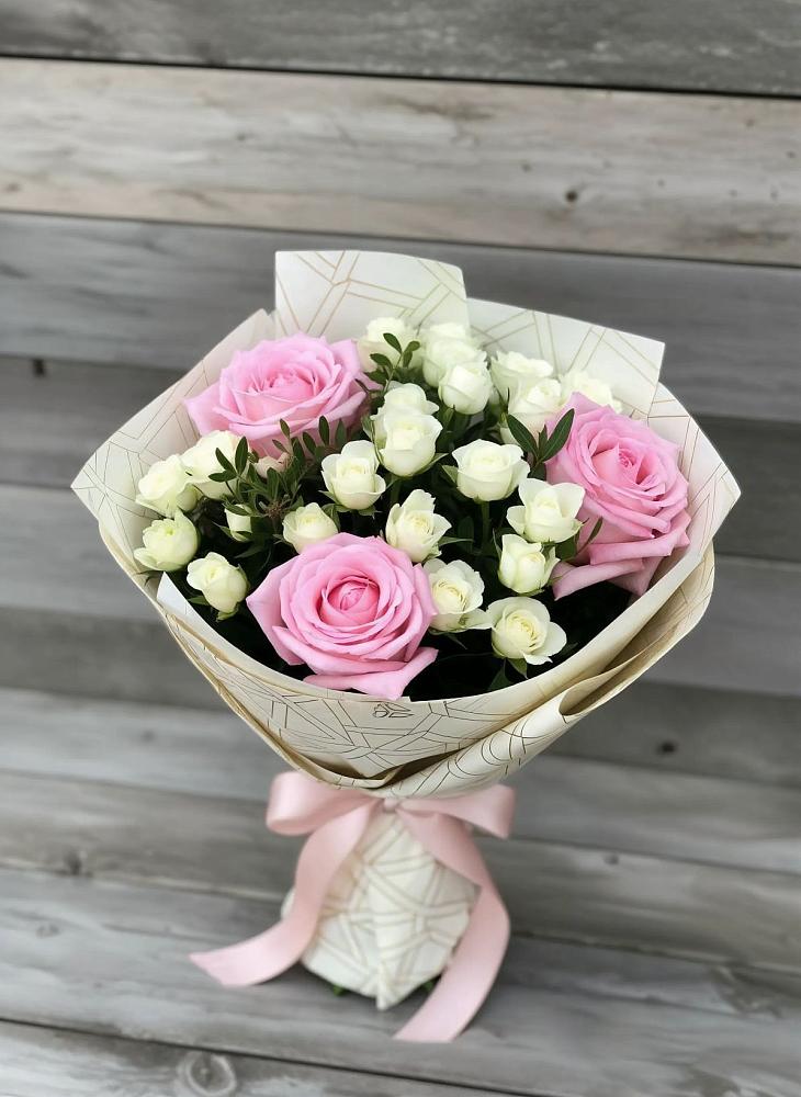 Букет цветов из: Розы в Малой Дубне