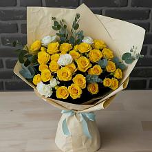 Букет цветов из:  Розы в Малой Дубне