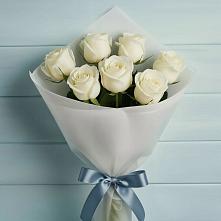 Букет 7 Белых роз Эдлесс Лав в Малой Дубне