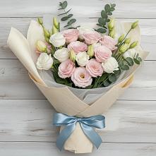 Букет цветов из:  Лизиантусы в Малой Дубне