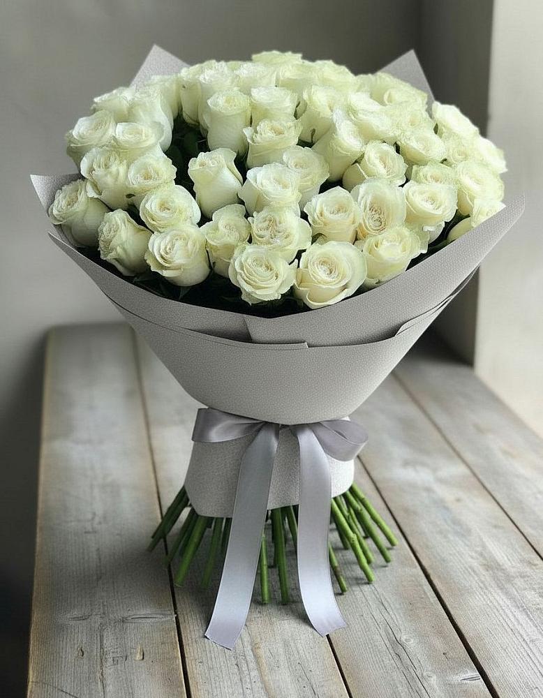 Букет 35 Белых роз в Малой Дубне