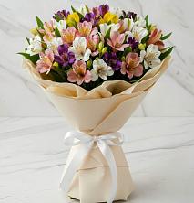 Букет цветов из:  Альстромерии в Малой Дубне