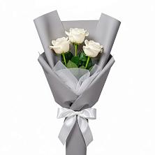 Букет 3 белые розы в Малой Дубне