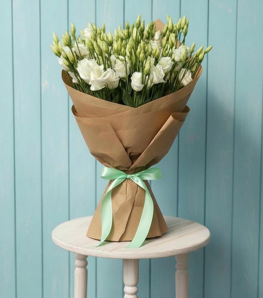 Букет цветов из: Лизиантусы в Малой Дубне