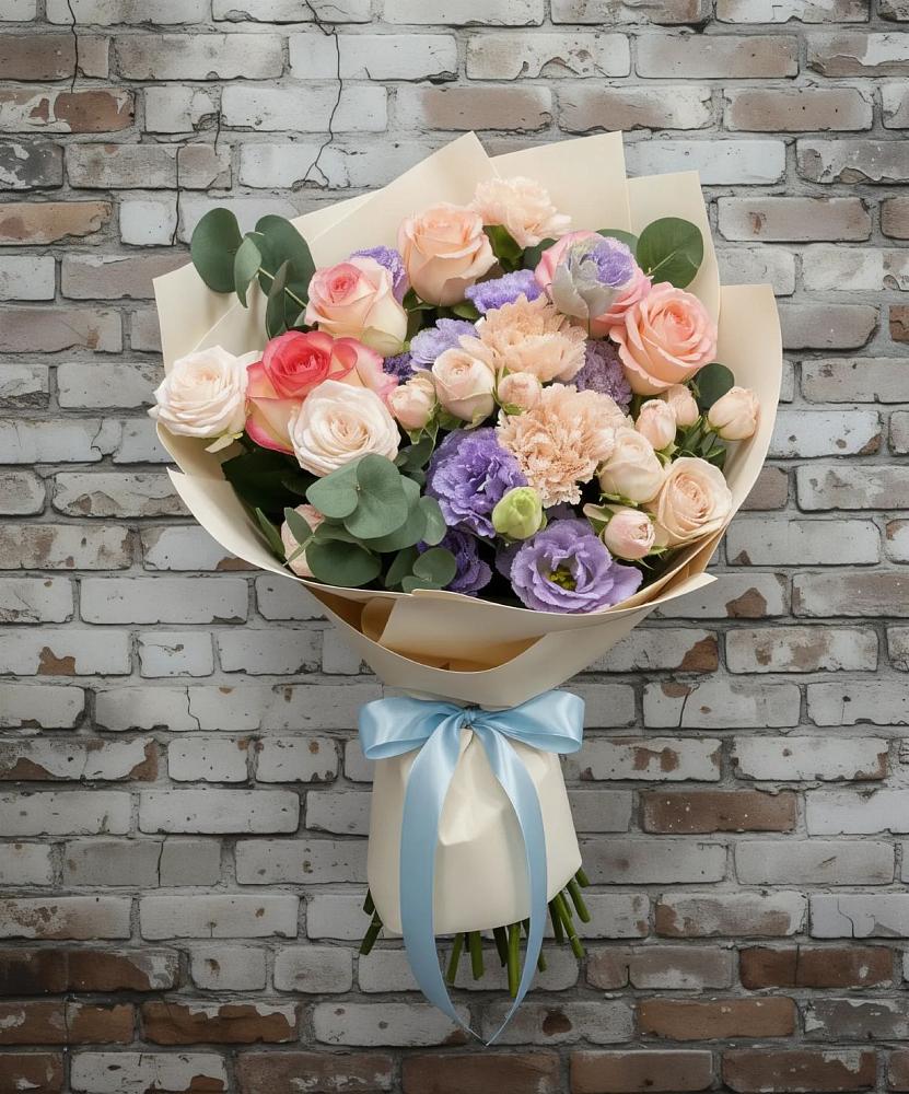 Букет цветов из: Розы, Лизиантусы и Гвоздики в Малой Дубне