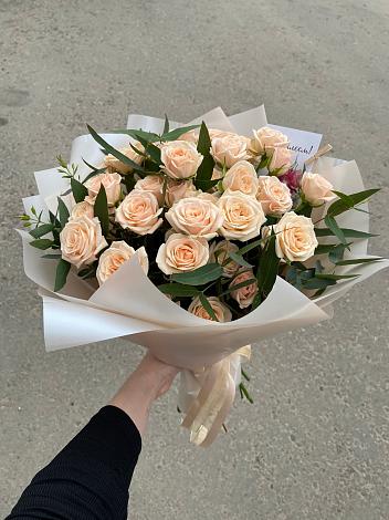 Букет Кремовые розы Латте в Малой Дубне