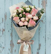 Букет цветов из:  Розы #REPLACE_PRED# Малой Дубне