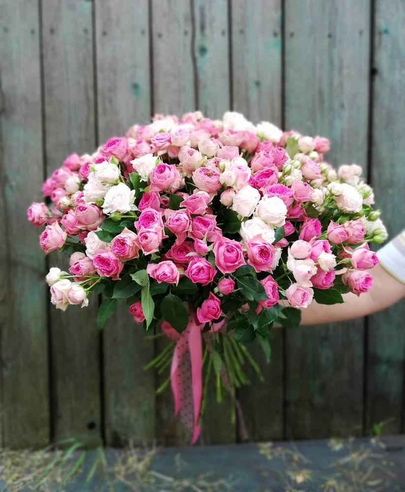 Букет Розовые кустовые розы Натали и Лав Лидия в Малой Дубне