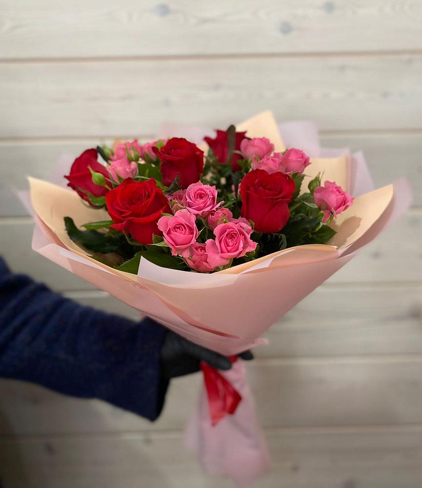 Букет цветов из: Розы в Малой Дубне