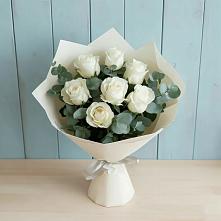 Букет Белые розы в Эвкалипте в Малой Дубне