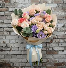 Букет цветов из:  Розы, Лизиантусы и Гвоздики #REPLACE_PRED# Малой Дубне